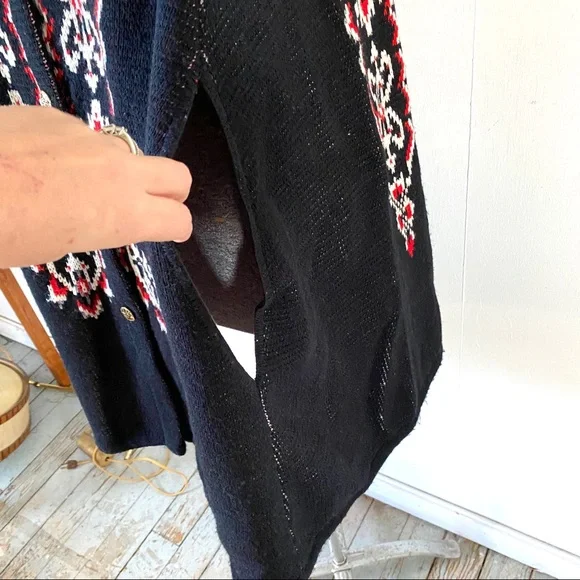 Vintage 70’s Fair Isle Poncho Cape Sturbridge By Roosevelt Black Red Knit Womens - Picture 9 of 11